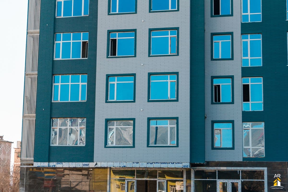 Окна и кирпич